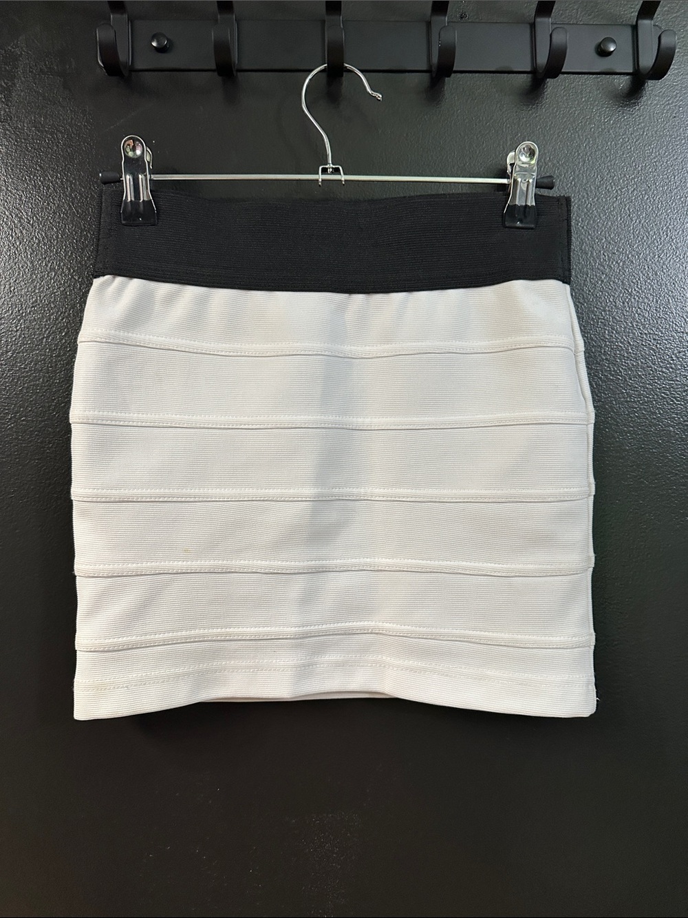 G by Guess Black & White Ribbed Bandage Mini Skirt